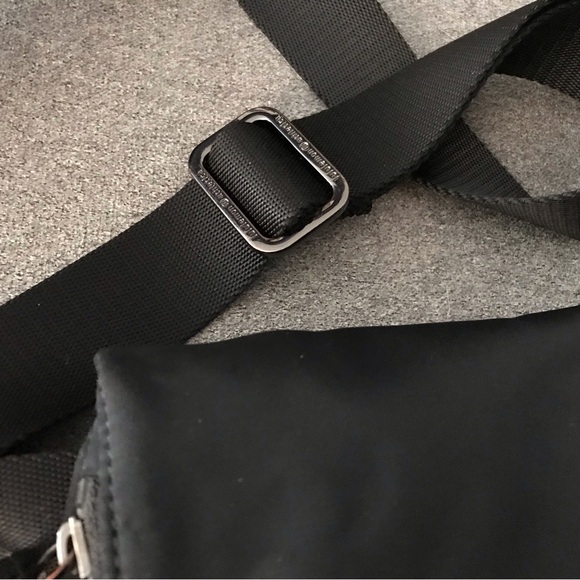 Black Lululemon Vintage Modular Crossbody Bag - early Festival model - Picture 4 of 4